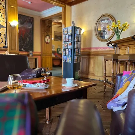 Brit Du Dauphin LʼAigle