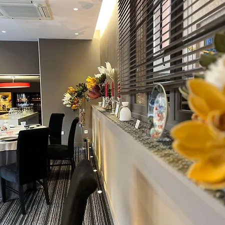 Szálloda Brit Du Dauphin 3*