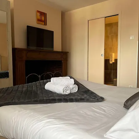 ホテル Brit Du Dauphin LʼAigle