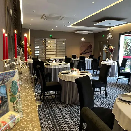 Szálloda Brit Du Dauphin LʼAigle