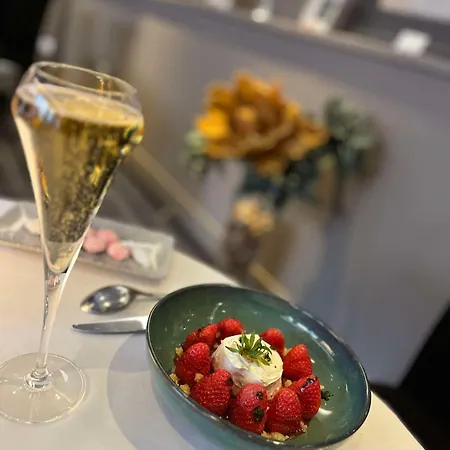 Brit Du Dauphin ホテル 3*