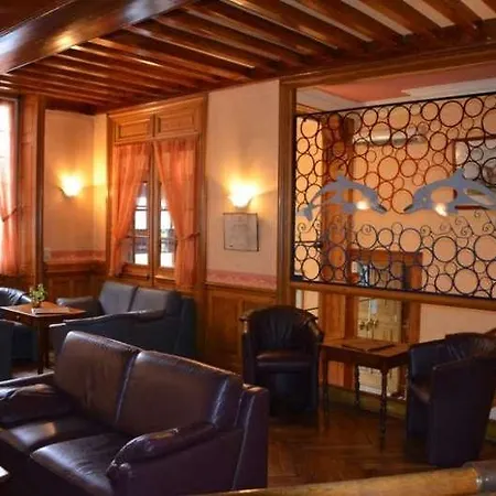 Brit Du Dauphin LʼAigle