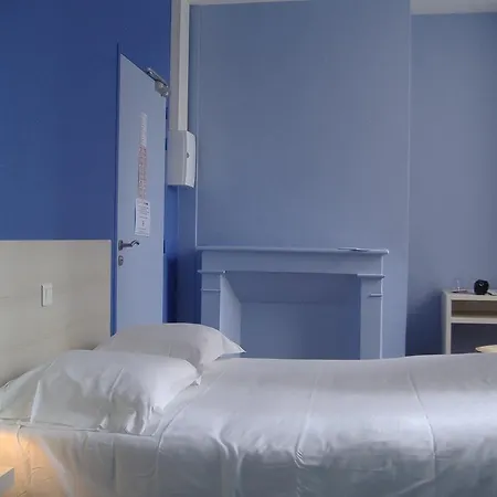 Hotell Brit Du Dauphin 3*
