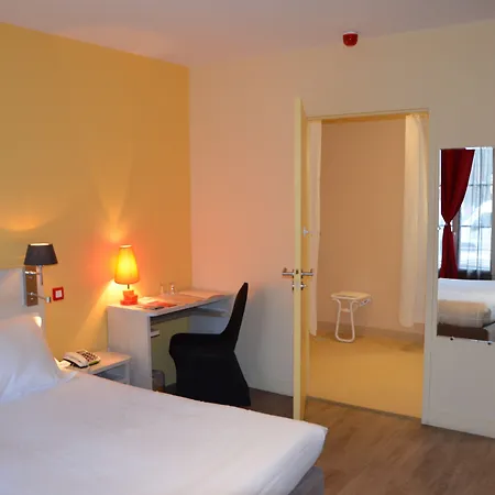 ホテル Brit Du Dauphin LʼAigle