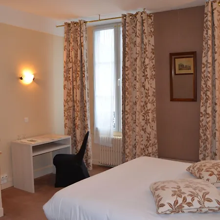 ホテル Brit Du Dauphin 3*