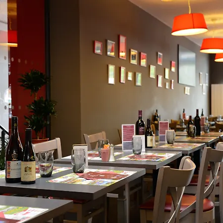 Brit Du Dauphin 3* LʼAigle