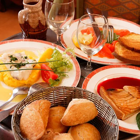 Brit Du Dauphin ホテル