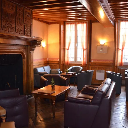 Brit Du Dauphin LʼAigle