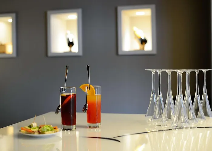 Brit Du Dauphin LʼAigle