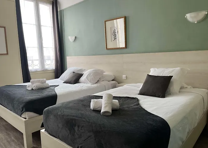 Brit Du Dauphin LʼAigle