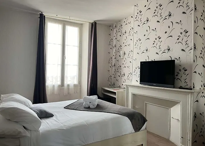 Brit Du Dauphin Hotel