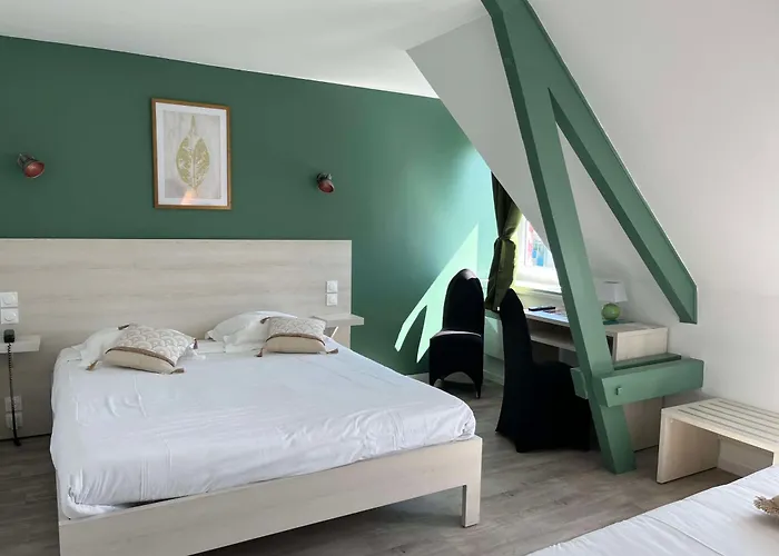 Brit Du Dauphin LʼAigle