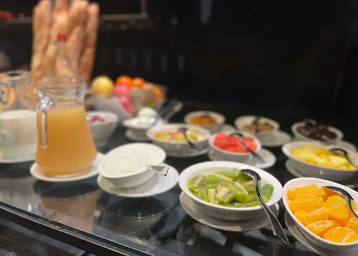 Brit Du Dauphin 3* LʼAigle