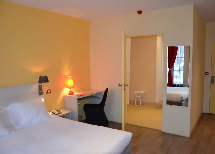 Hotel Brit Du Dauphin LʼAigle