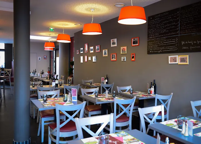 Brit Du Dauphin Hotel LʼAigle