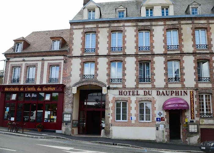 Brit Du Dauphin Hotel LʼAigle
